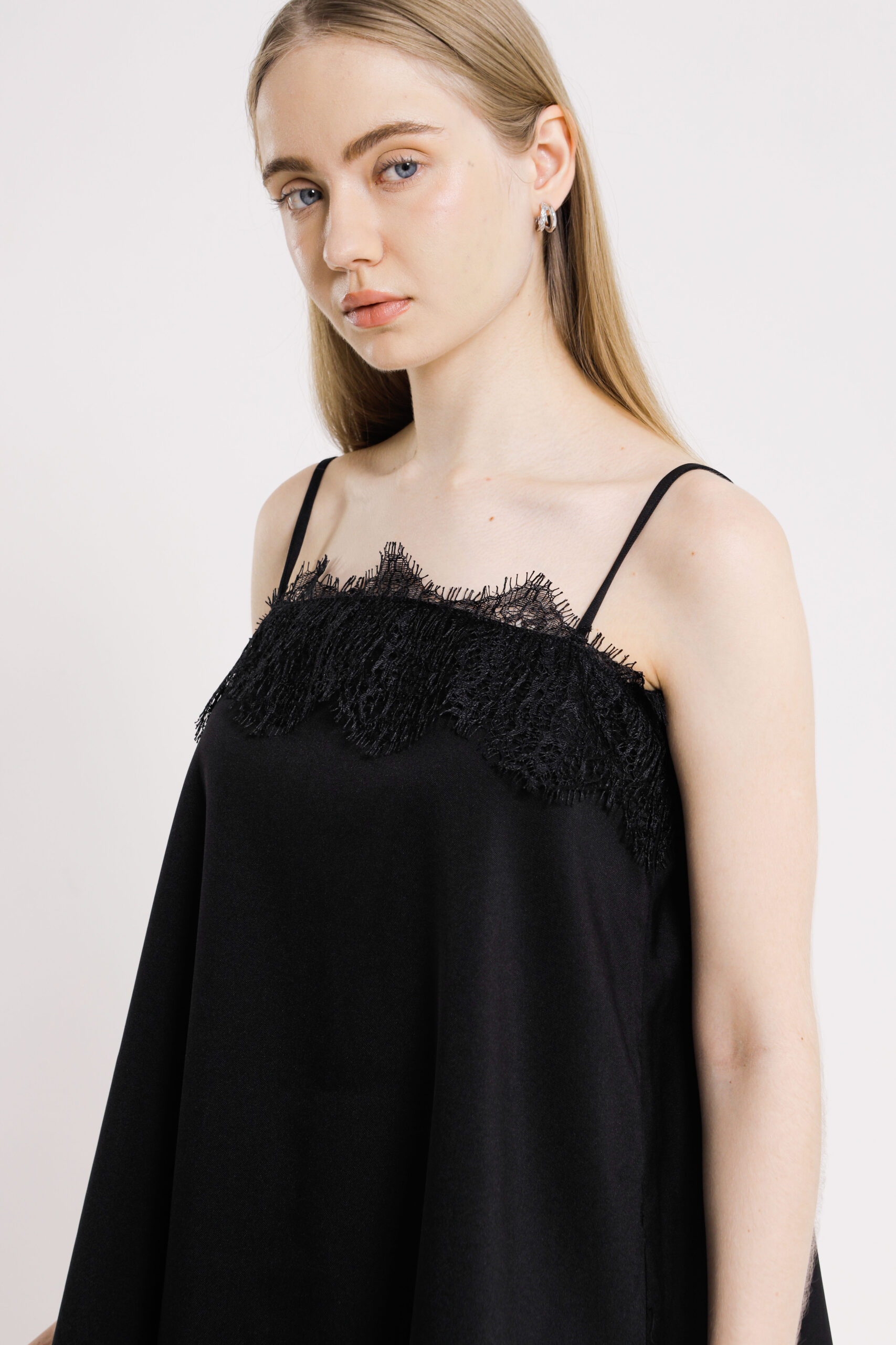 RUELLU LUNELLA TOP Lace Wanita Premium Semi Wool - Image 6