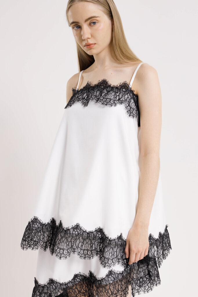 RUELLU LUNELLA TOP Lace Wanita Premium Semi Wool